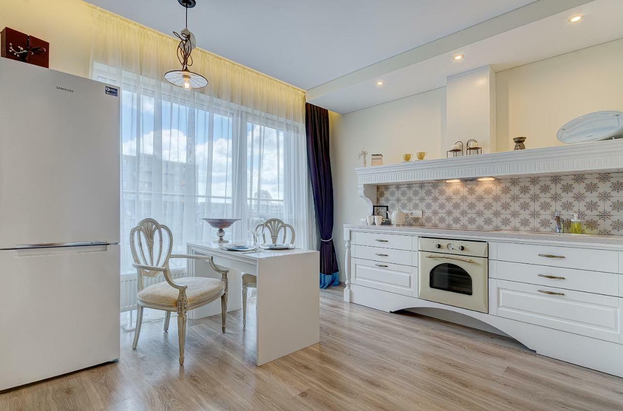 Bright Apartment Near Akropolis VNO Eksteriør bilde